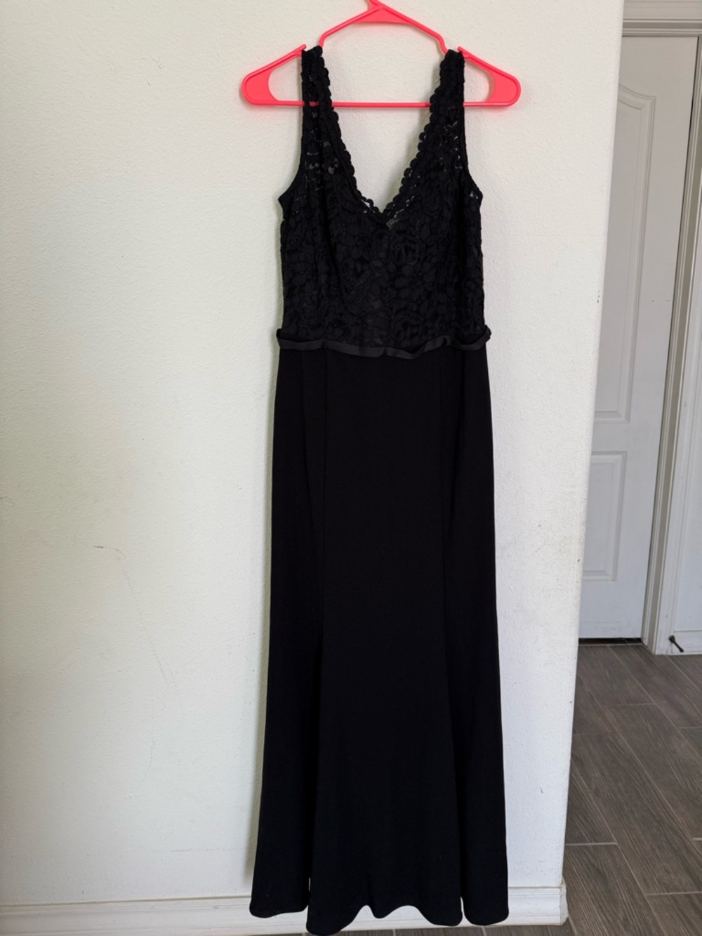 David’s Bridal Black Lace Bodice Maxi Dress - Classic Evening Wear